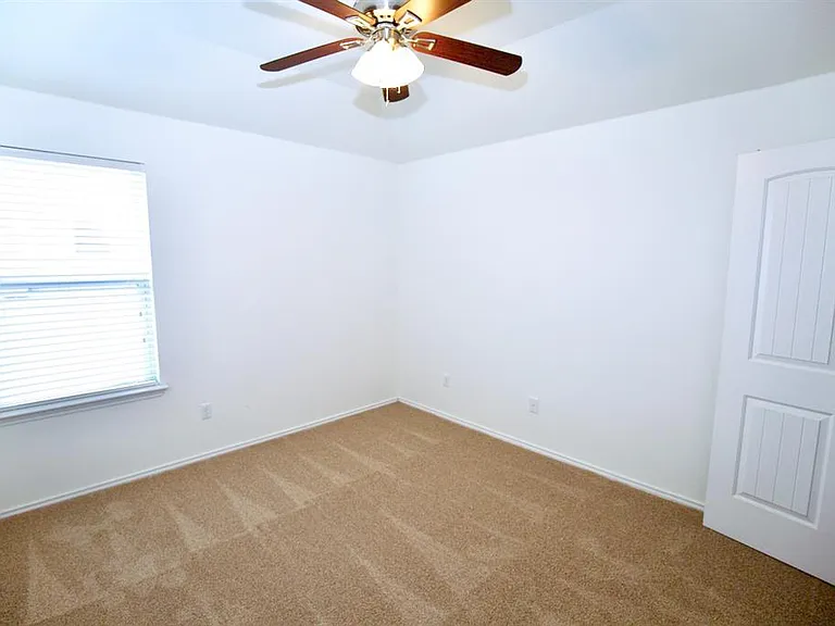 264 Vermillion Marble Trl — Photo 11