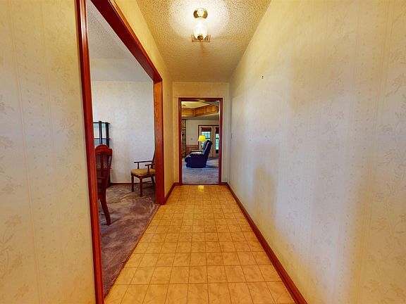 4th image of 3301 Westridge Ave