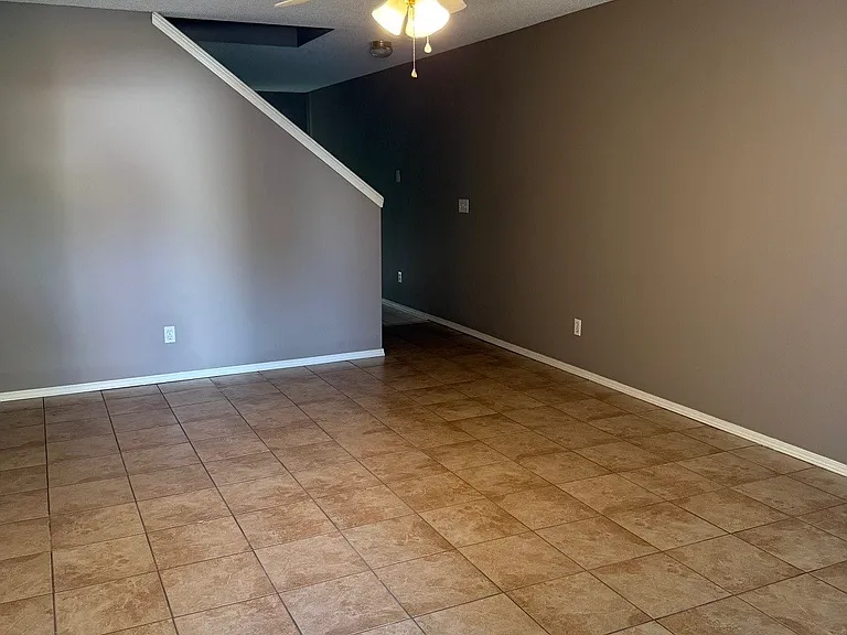2413 N Jeremiah Pl — Photo 1
