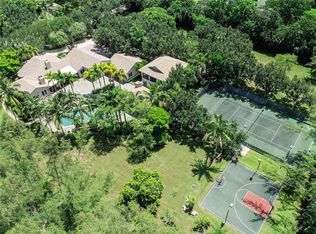 8800 NW 70th Ct, Parkland, FL 33067