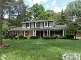 3031 Tall Pine Ln, Shelby Township, MI