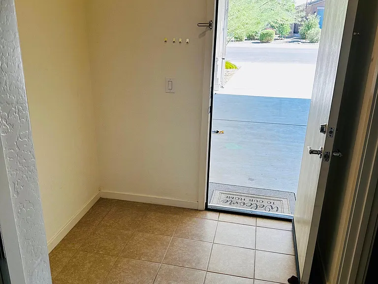 12628 W Northview Ave — Photo 12