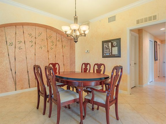 Formal Dining / Cards