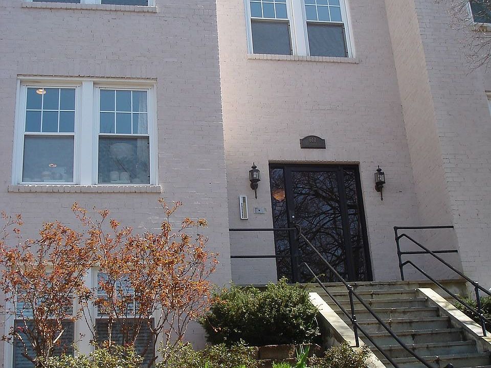 Close up exterior view