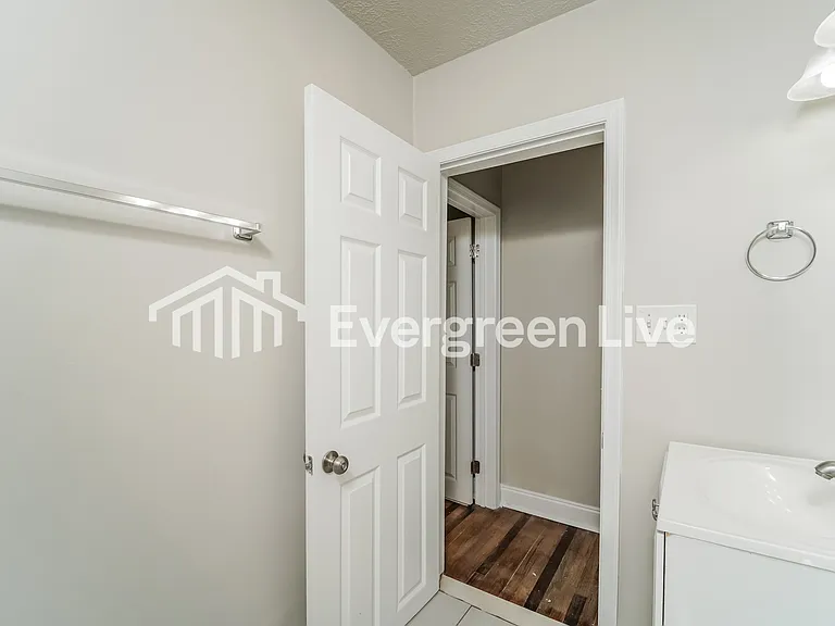 1674 Yakona Rd — Photo 11