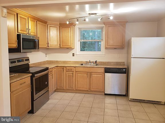 5th image of 13350 Kerrydale Rd