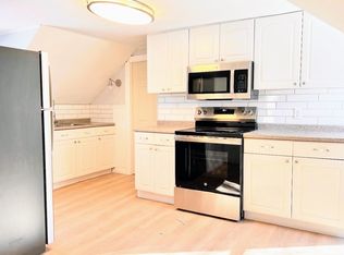 178 Pleasant St APT 2, Claremont, NH 03743