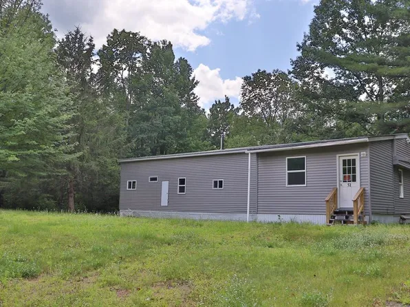 51 Christon Rd, Morrisonville, NY 12962