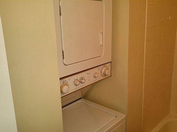 Stackable washer & dryer