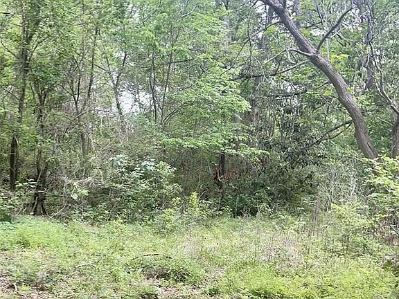 4th image of 12715 Beaumont Hwy