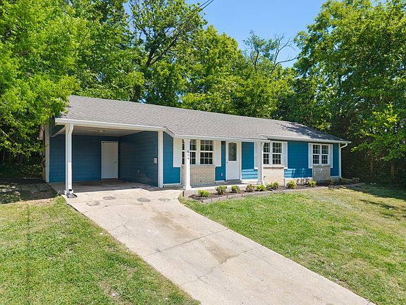 3rd image of 604 Valley Grove Ct