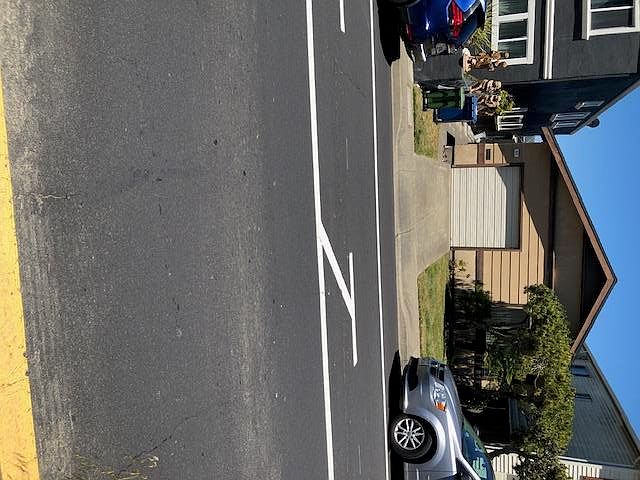 1st image of 623 Gellert Blvd