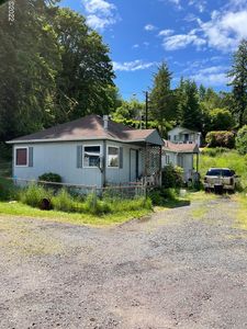 733 NE Highway 20, Toledo, OR, 97391