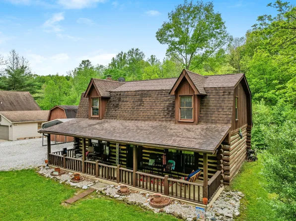 8556 N Chickadee Dr, Morgantown, IN 46160