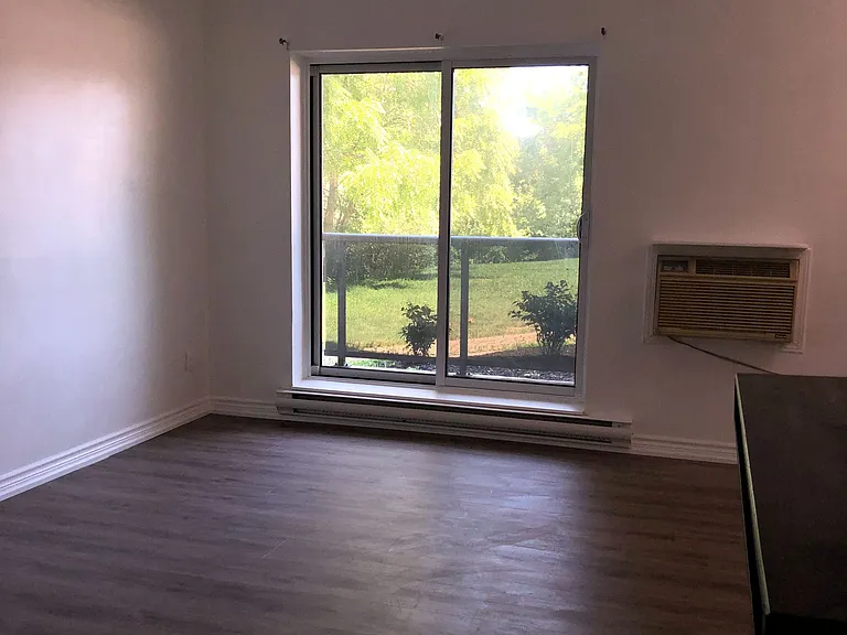 29 West Ave W #111 — Photo 3