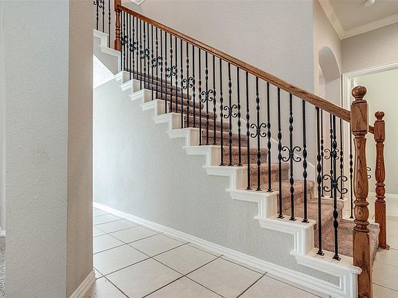 3rd image of 14705 Eaglemont Dr