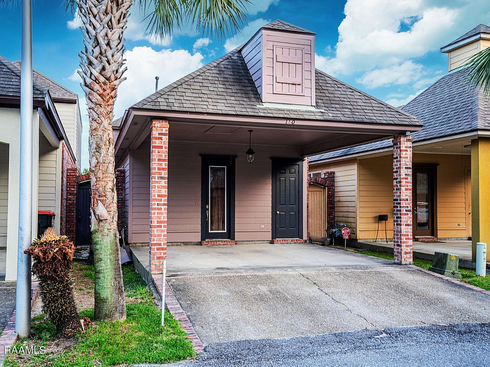 1st image of 110 Coconut Grove Cir