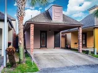 110 Coconut Grove Cir, Lafayette, LA 70508