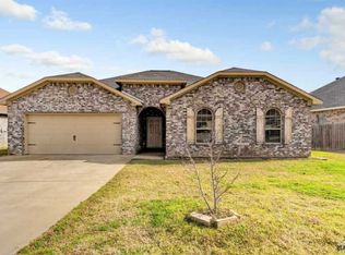 705 Nells Pl, Chandler, TX 75758