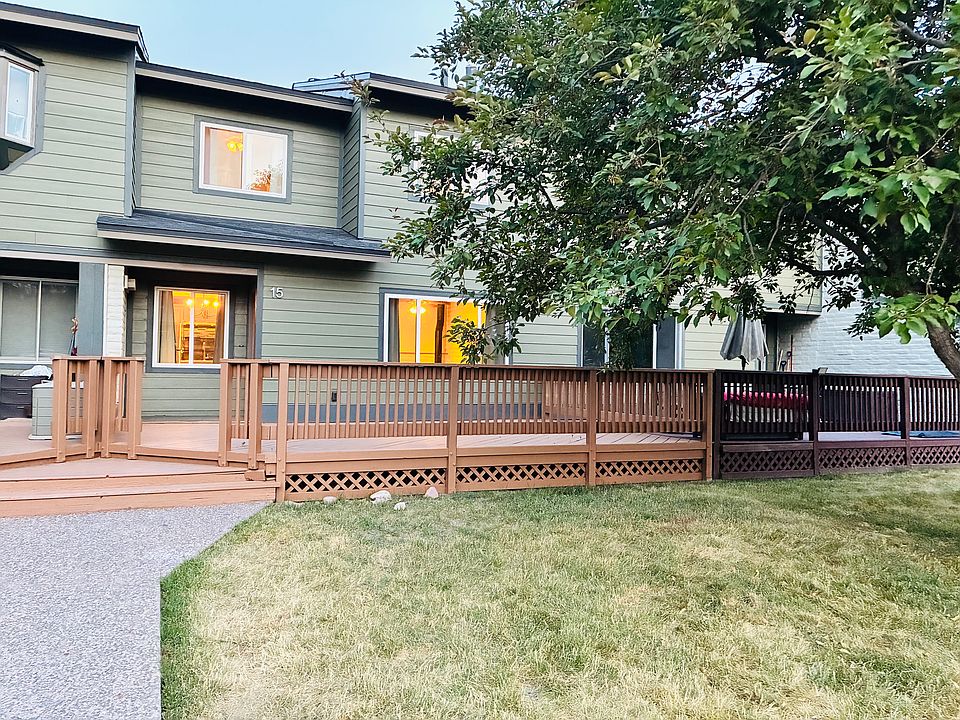 1st image of 15 Balsam Ct