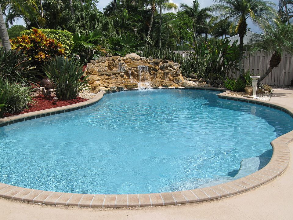 1st image of 1221 White Stone Way