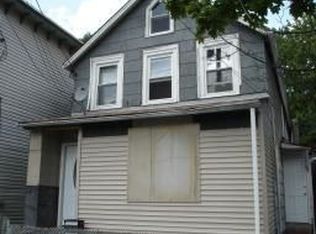 597 Nassau St, Orange, NJ 07050