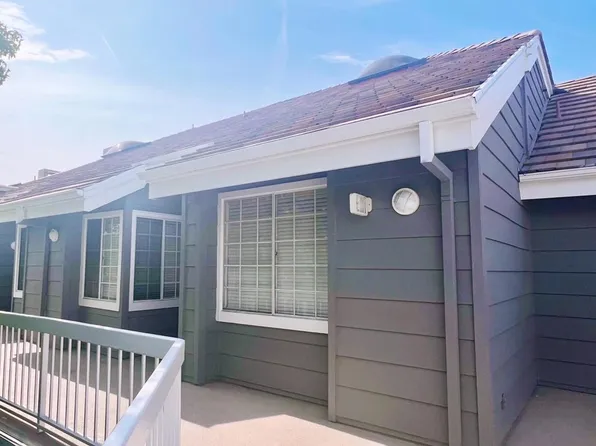 20371 Bluffside Cir #B-404, Huntington Beach, CA 92646