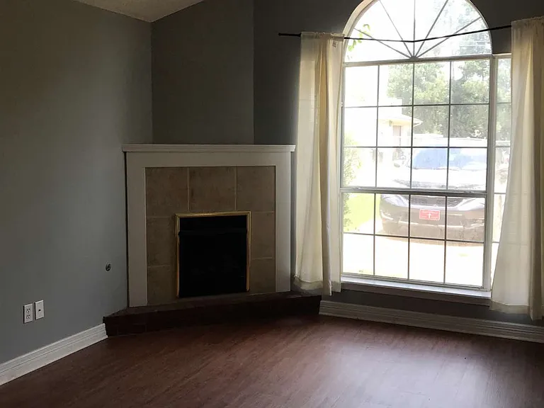 1309 W Kentucky Ave — Photo 17