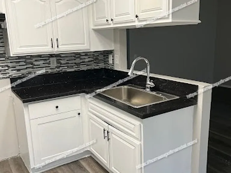 24612 Freeport Dr — Photo 39