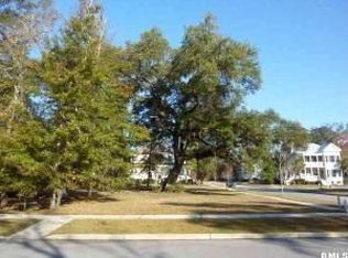 63 Park Sq N, Beaufort, SC 29907
