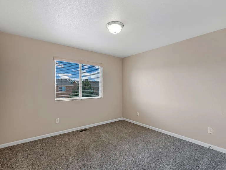 4227 Date St — Photo 12