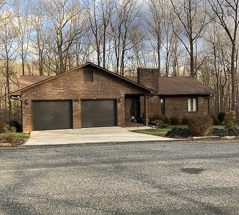 2nd image of 110 Forest Dr