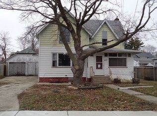 413 S Park St, Kewanee, IL 61443