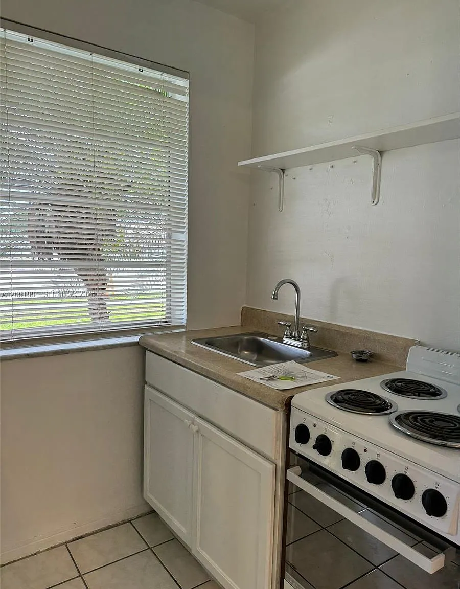 Miami Gardens Estates Sec — Photo 4