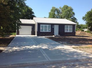 904 Jordan Ave, Braidwood, IL 60408