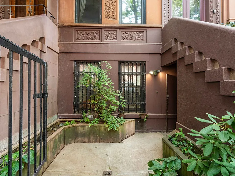 206 W 137th St #GARDEN — Photo 10