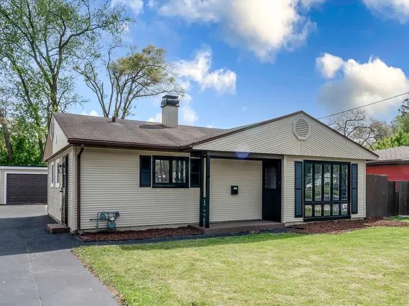 627 Bridget Pl, Wheeling, IL 60090