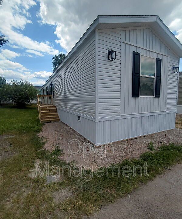 1st image of 330 Kevin Dr