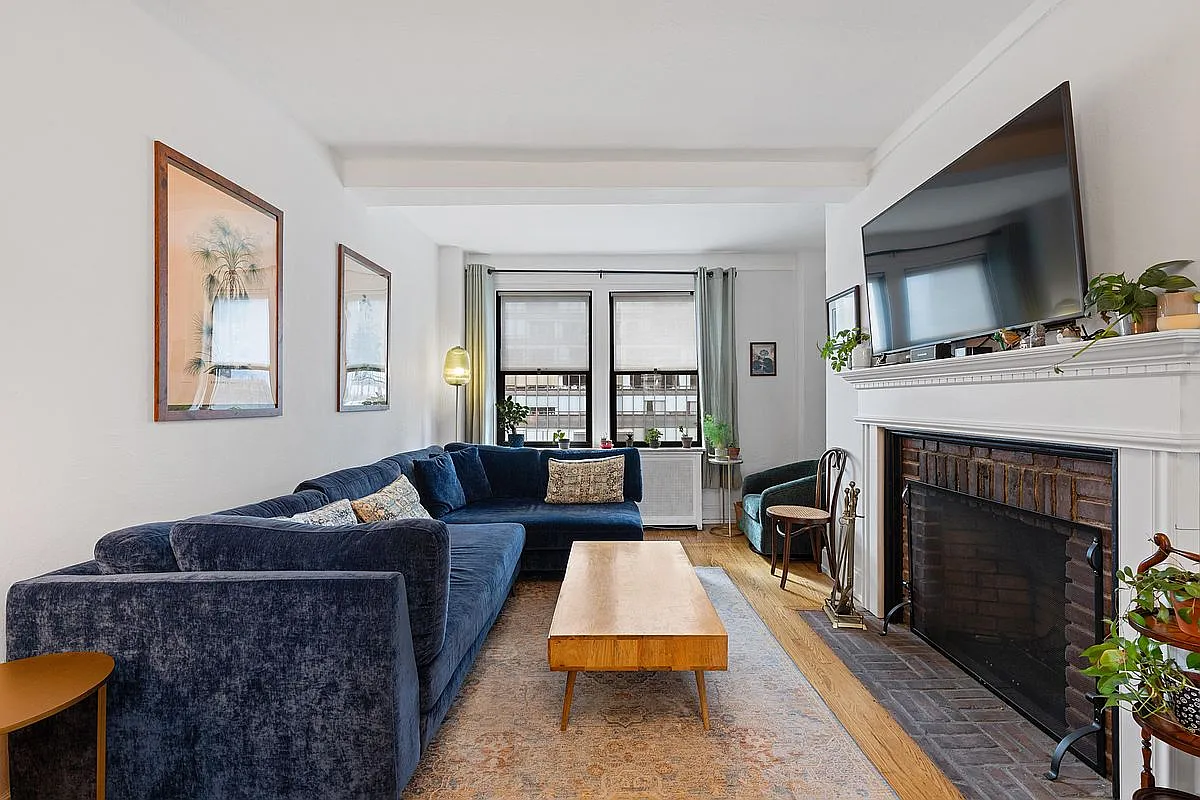 10 Mitchell Pl APT 9G photo 1