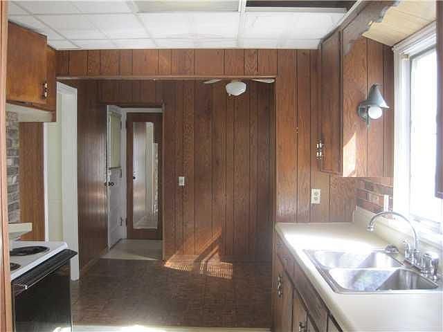 2nd image of 138 Sydenham Rd