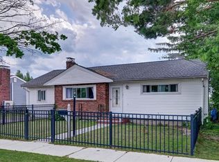 15 Heath St, Quincy, MA 02171
