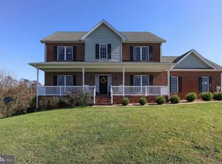160 Old Tavern Ln, Berryville, VA 22611
