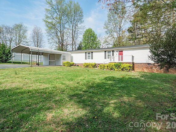 2nd image of 222 Summertree Dr