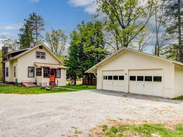 5297 State Route 30, Indian Lake, NY 12842