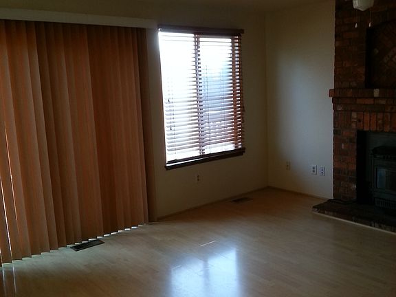 4th image of 9722 175th Street Ct E