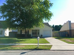 7 Clearwater Ln, Savannah, GA 31419