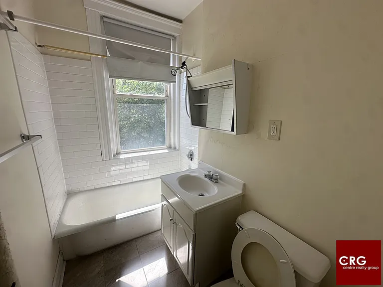134-135 Washington St #U42 — Photo 5