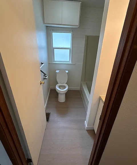 3724 E G St — Photo 11