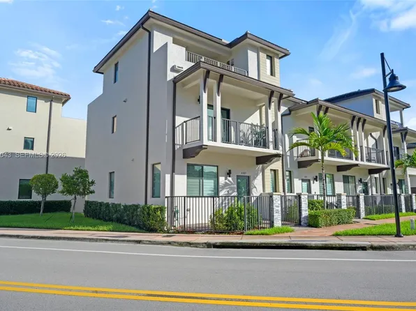 8387 NW 43rd St, Doral, FL 33166