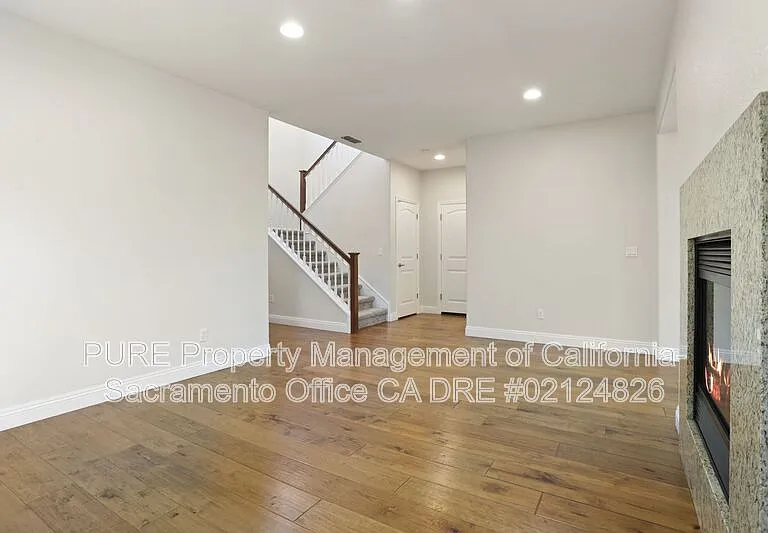 1571 Radford Loop — Photo 17